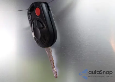 2010 Ford Escape Xlt from USA, damaged, VIN 1FMCU9D72AKC04961